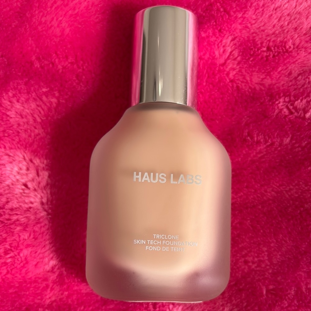 • Haus Labs By Lady Gaga Triclone Skin Foundation •